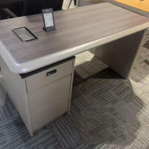 GB01　デスクワ机 2段 キャスター付き 鍵付き